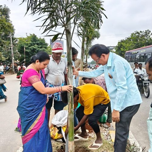 Saalumarada Venkatesh (149)